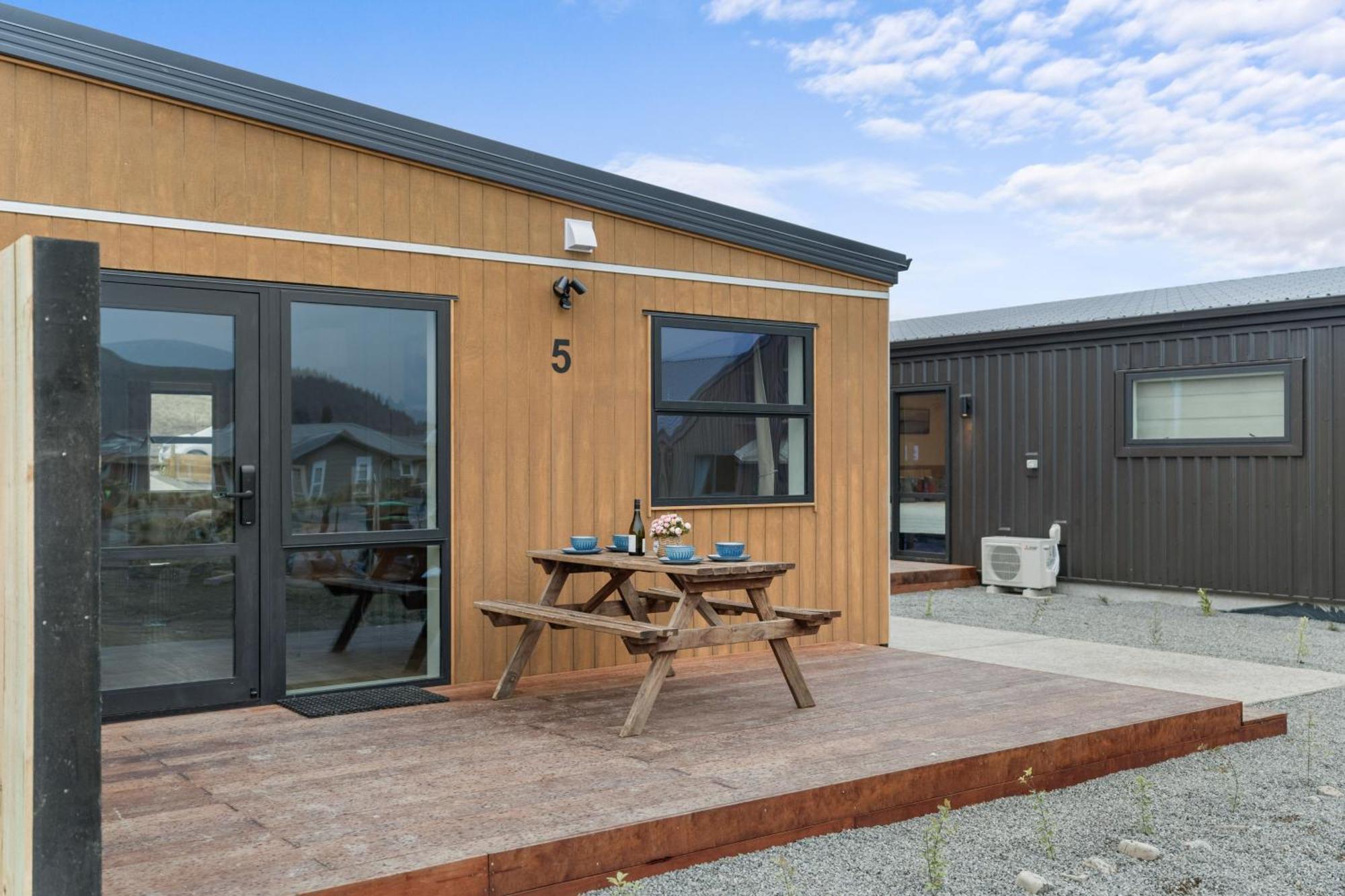 Sunshine Suites Lake Tekapo Exterior foto